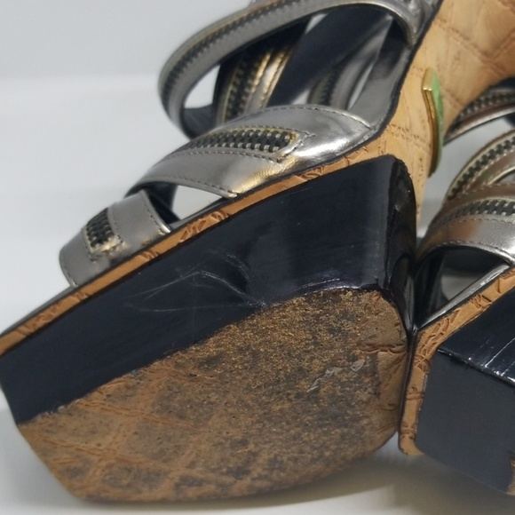 L.A.M.B pewter zip design sandals platform heel - Picture 7 of 8